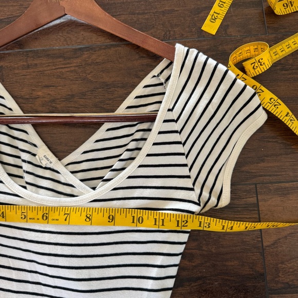 Garage Mini Dress Open Back Fit and Flare Black and White Stripes W Sz S - Picture 6 of 8